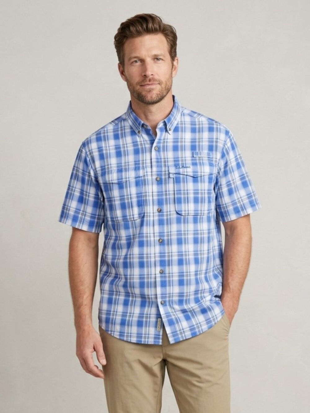 L.L. Bean Men's Size Large Blue Plaid Outdoor Utility Button Down Shirt